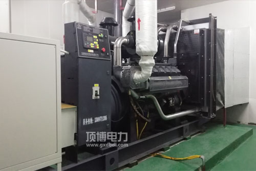 广西顶博发电机组制造增压器的工作原理是咋样的?
